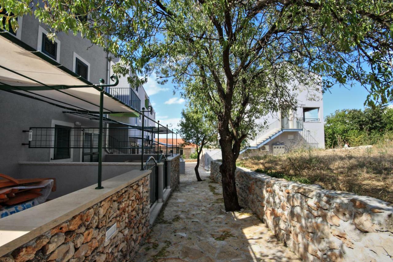 Apartments Kala Mendula Sutivan Buitenkant foto